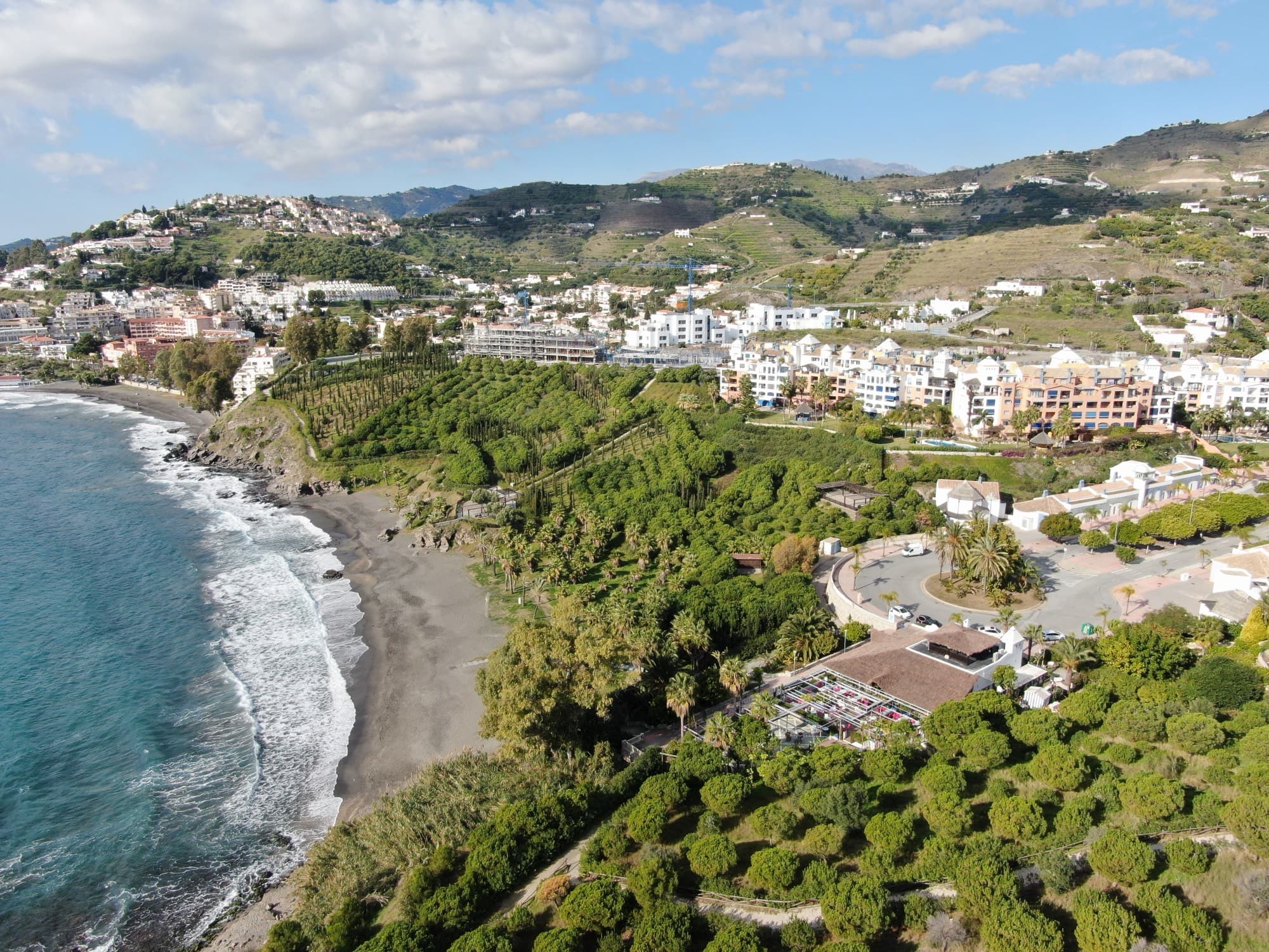 La costa de Velilla-Taramay, en Almuñécar, Costa Tropical de Granada